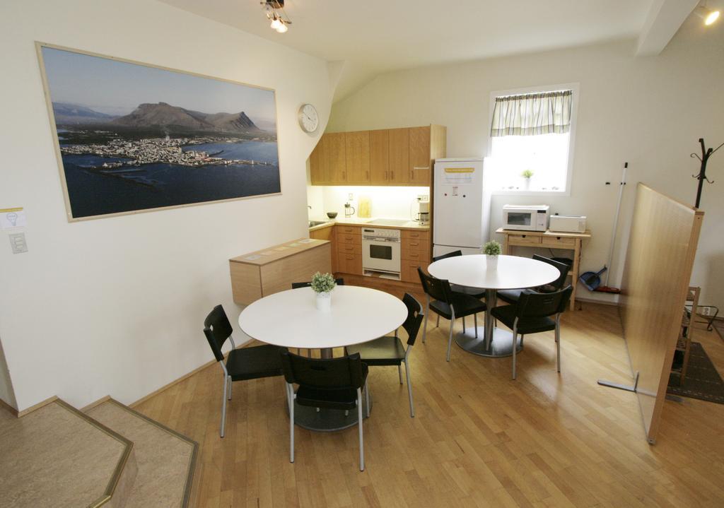 Akranes Hi Hostel - Staywest מראה חיצוני תמונה